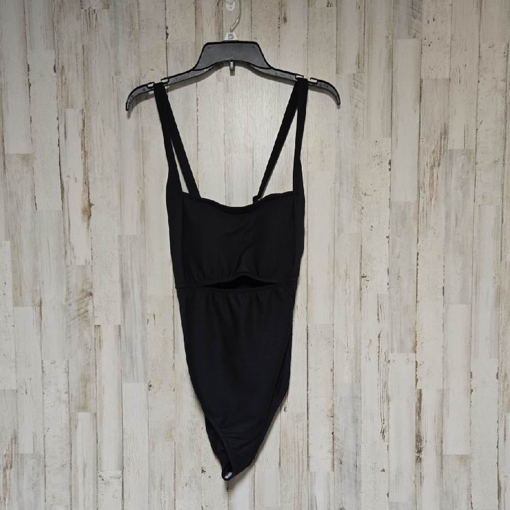 New with tag Black All in Motion One Piece Swimsuit - Picture 2 of 6
